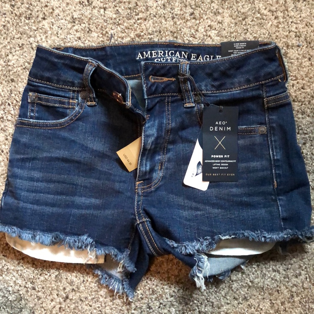 American Eagle hi rise shortie